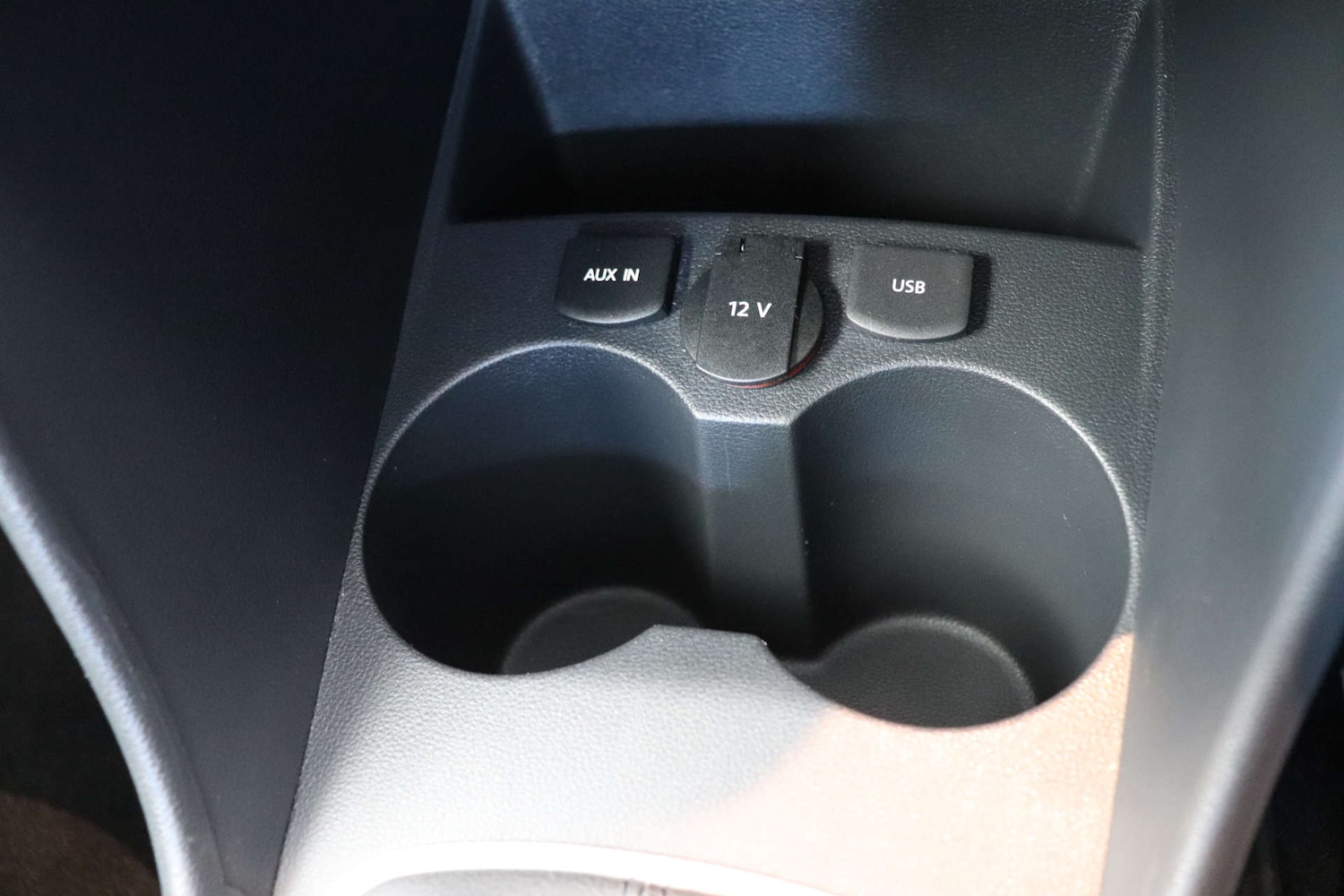 Used Volkswagen Polo 2015 for sale - 77276681: Photo 40