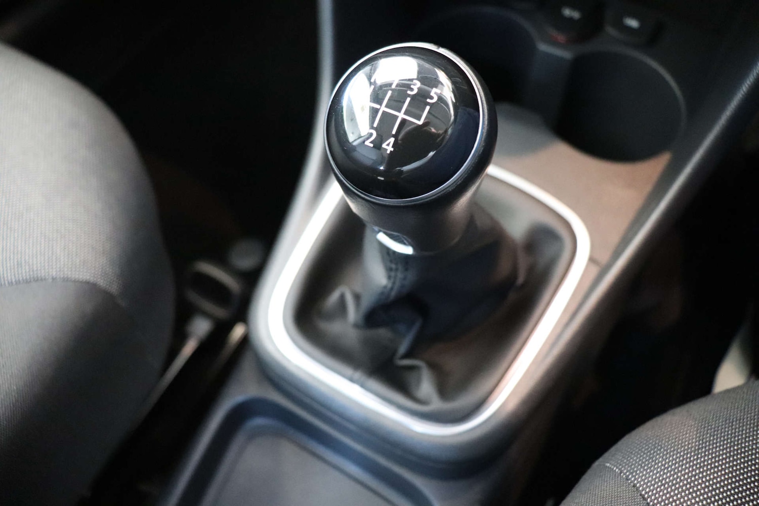 Used Volkswagen Polo 2015 for sale - 77276681: Photo 41