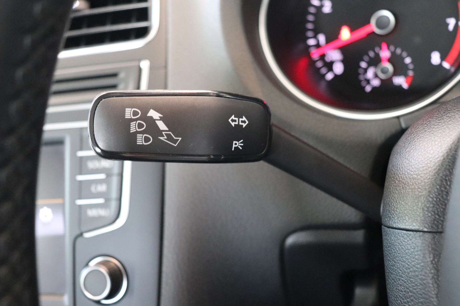 Used Volkswagen Polo 2015 for sale - 77276681: Photo 45