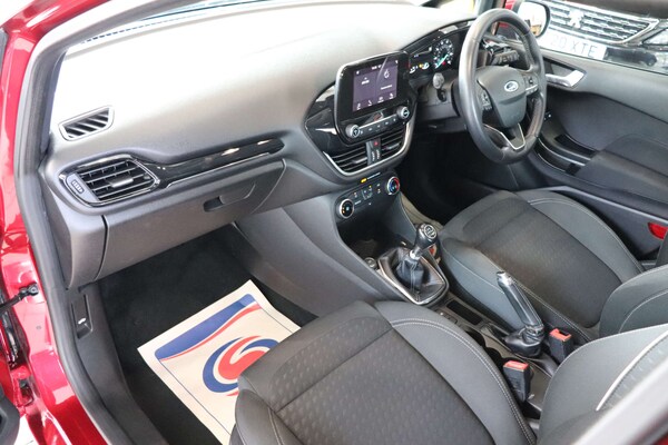 Used Ford Fiesta 2018 for sale - 75650468: Photo 32