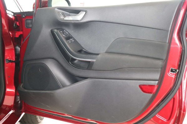Used Ford Fiesta 2018 for sale - 75650468: Photo 55