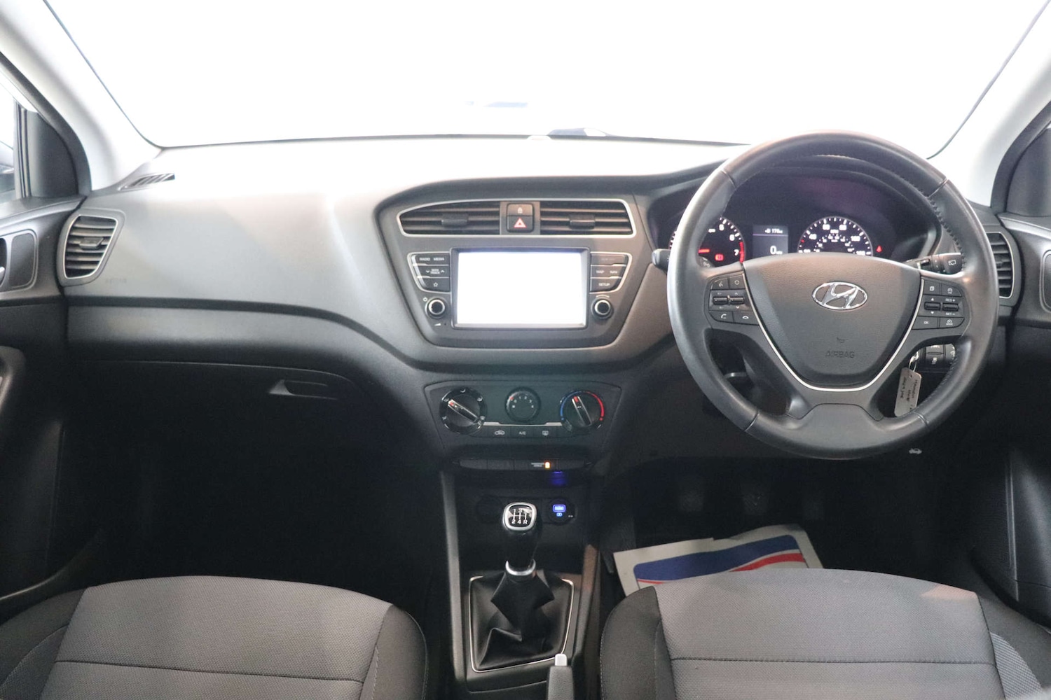 Used Hyundai i20 2019 for sale - 75997770: Photo 14