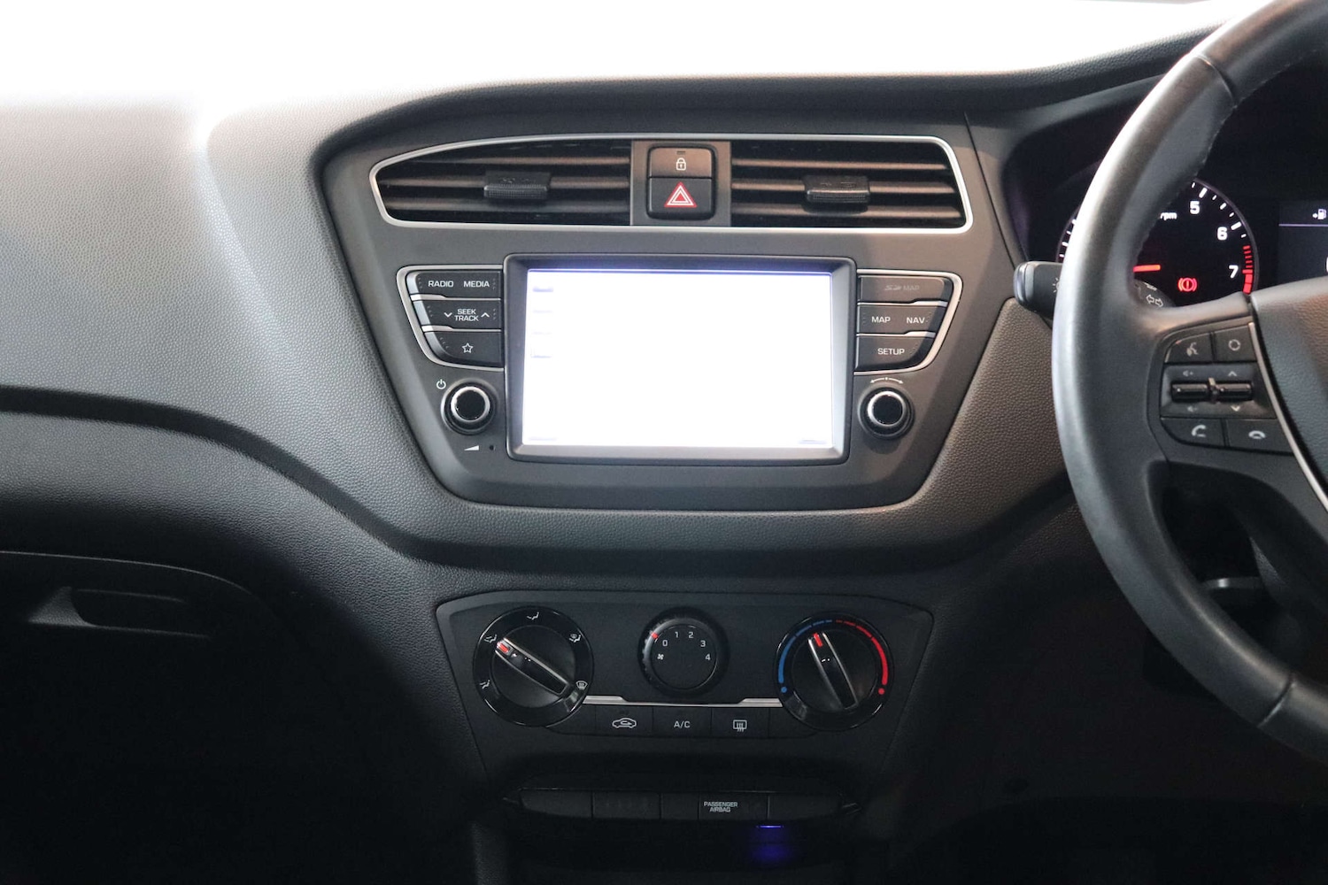 Used Hyundai i20 2019 for sale - 75997770: Photo 15