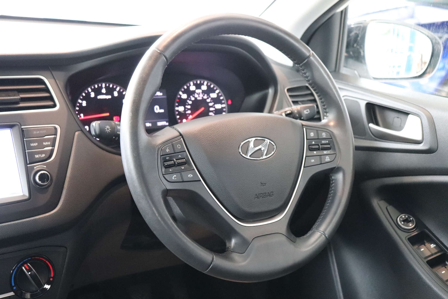 Used Hyundai i20 2019 for sale - 75997770: Photo 16