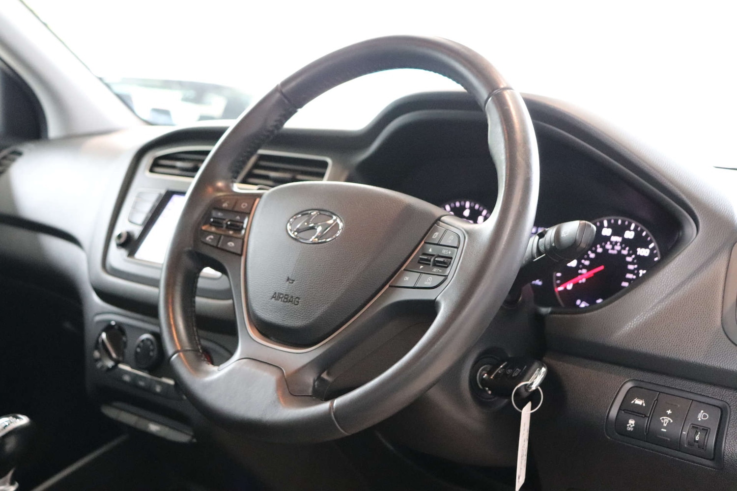 Used Hyundai i20 2019 for sale - 75997770: Photo 21