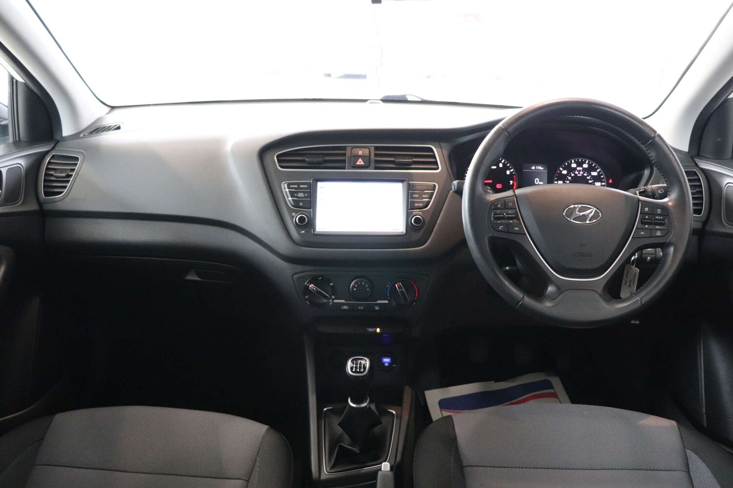 Used Hyundai i20 2019 for sale - 75997770: Photo 3