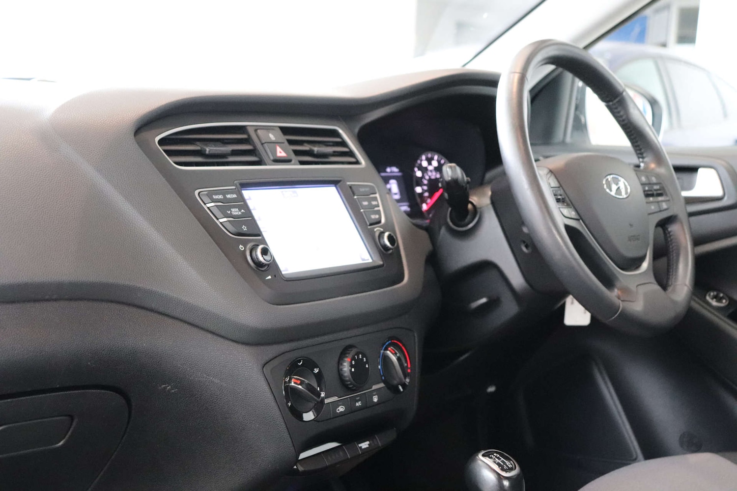 Used Hyundai i20 2019 for sale - 75997770: Photo 37