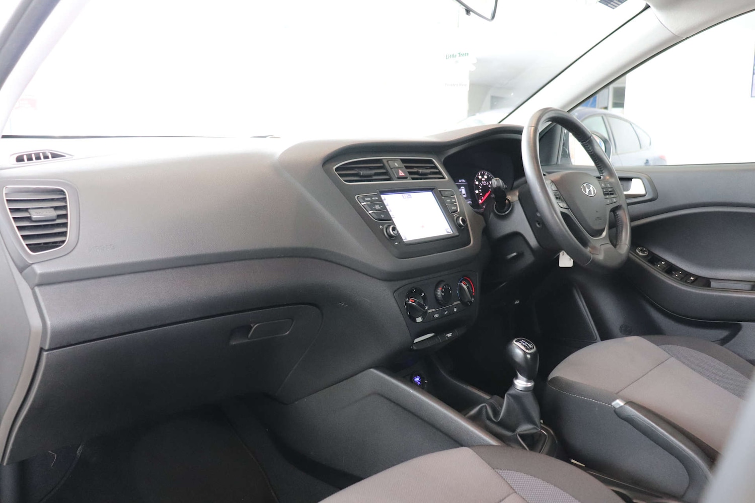 Used Hyundai i20 2019 for sale - 75997770: Photo 4