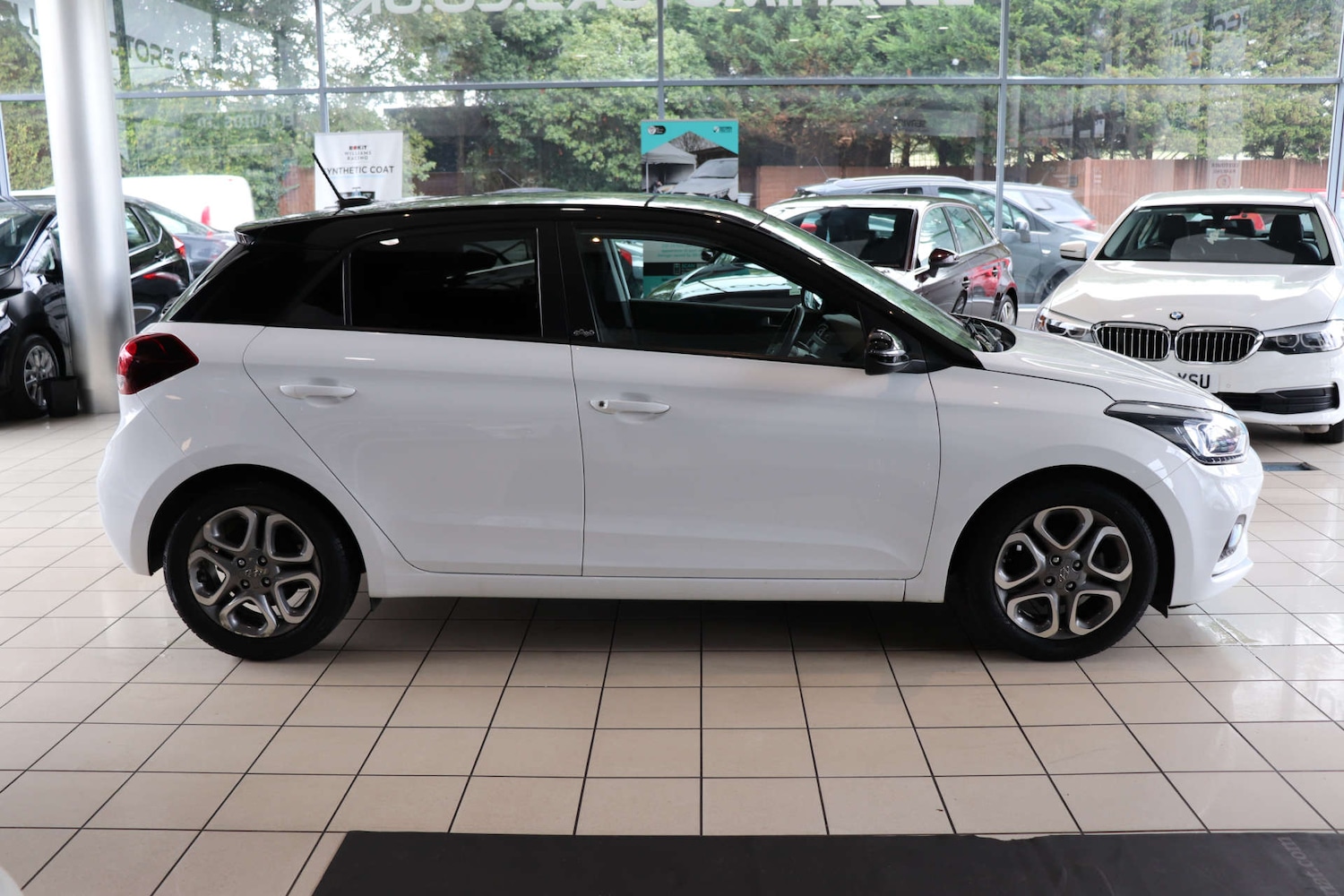Used Hyundai i20 2019 for sale - 75997770: Photo 9