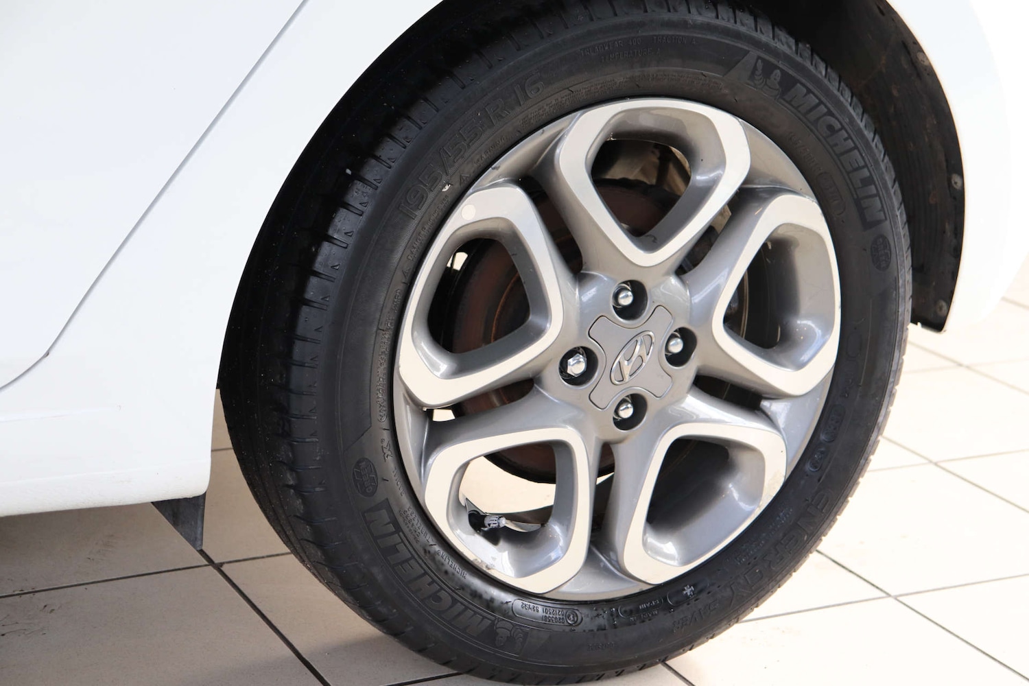 Used Hyundai i20 2019 for sale - 75997770: Photo 90