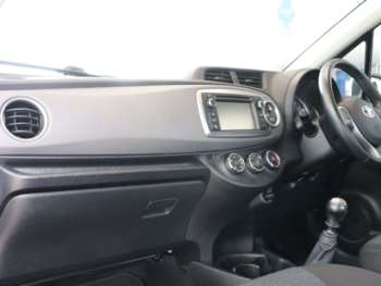 Used Toyota Yaris 2013 for sale - 75315119: Photo