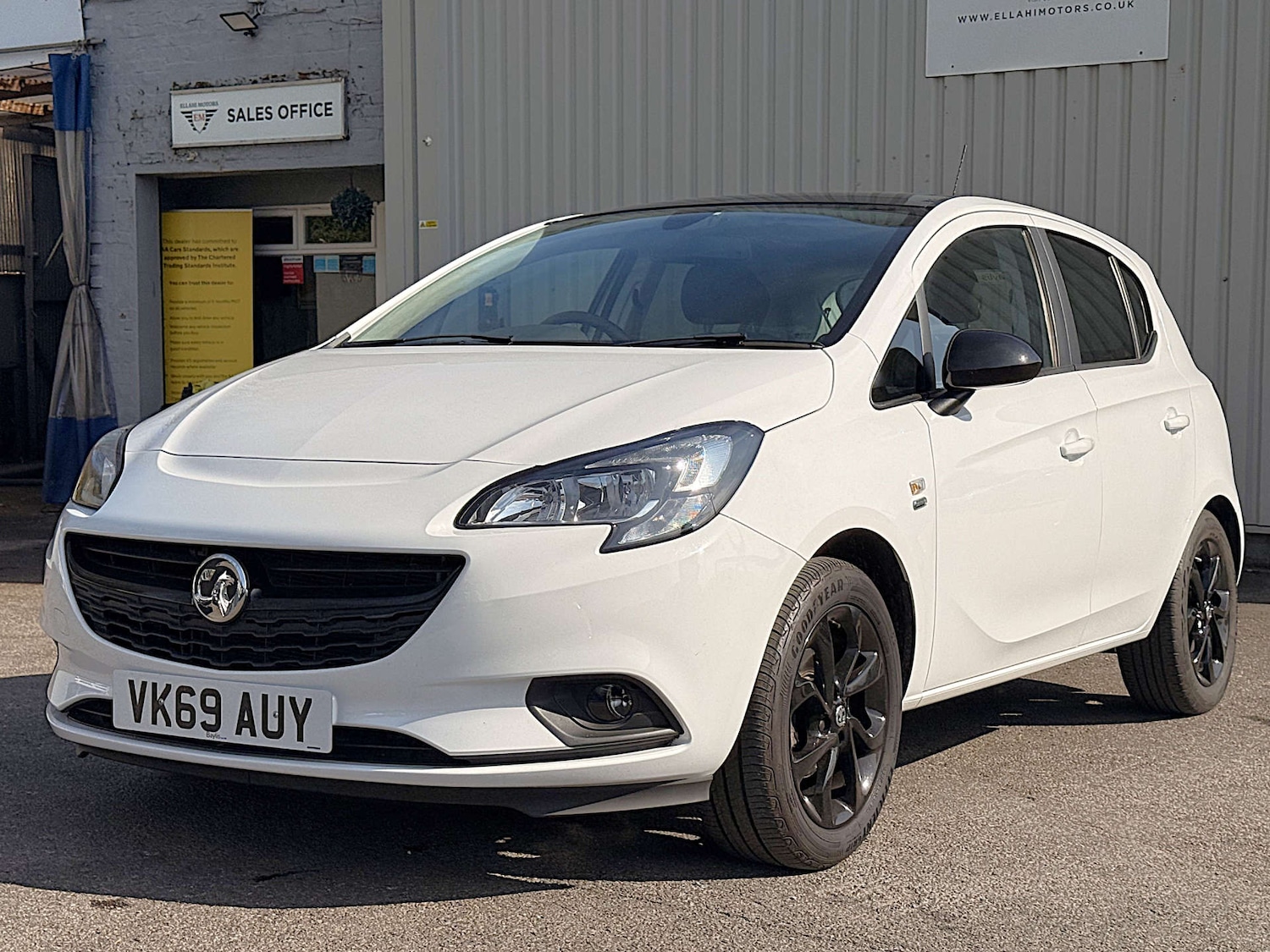 Used Vauxhall Corsa 2019 for sale - 78094524: Photo 2