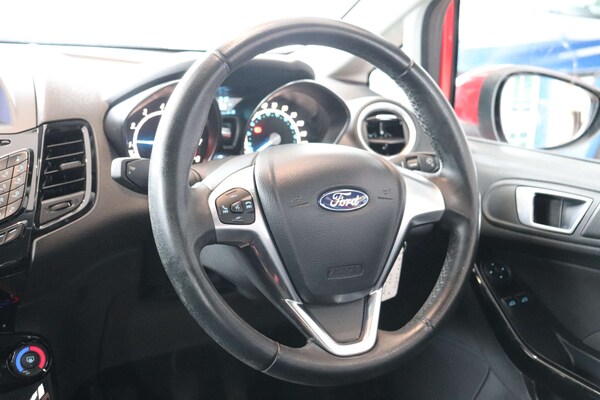 Used Ford Fiesta 2015 for sale - 75528420: Photo 16