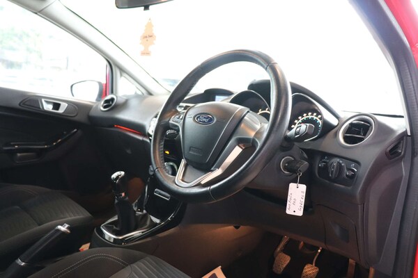 Used Ford Fiesta 2015 for sale - 75528420: Photo 20