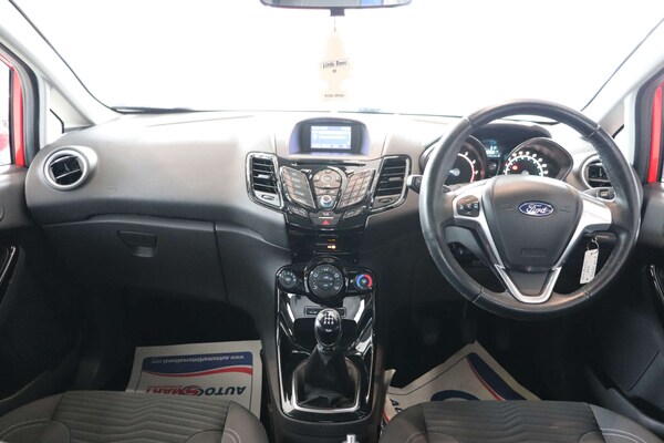 Used Ford Fiesta 2015 for sale - 75528420: Photo 3