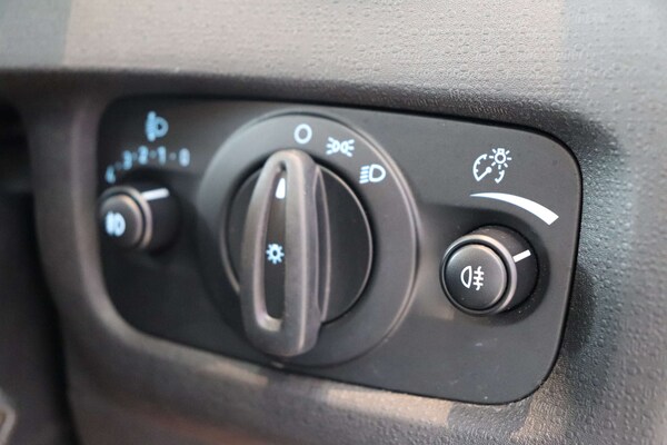 Used Ford Fiesta 2015 for sale - 75528420: Photo 51