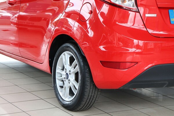 Used Ford Fiesta 2015 for sale - 75528420: Photo 69