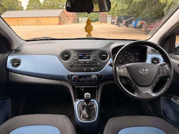 Used Hyundai i10 2015 for sale - 79548161: Photo