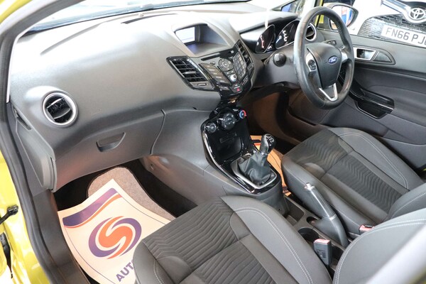 Used Ford Fiesta 2016 for sale - 76005231: Photo 32