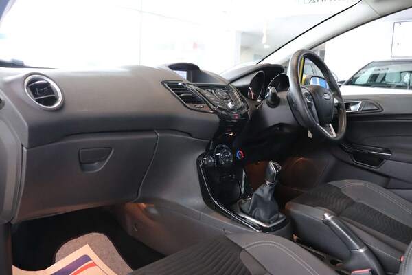 Used Ford Fiesta 2016 for sale - 76005231: Photo 35
