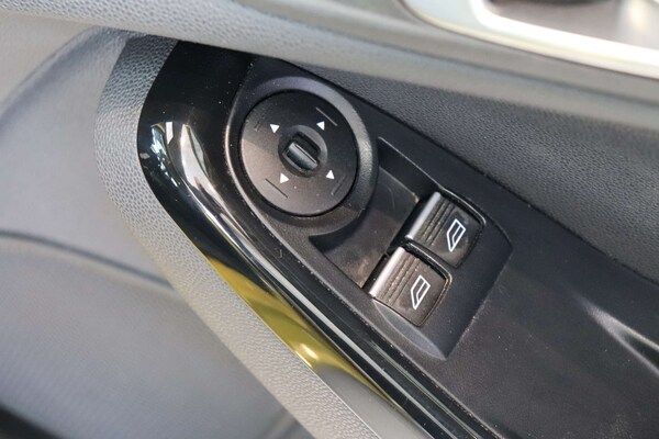 Used Ford Fiesta 2016 for sale - 76005231: Photo 52