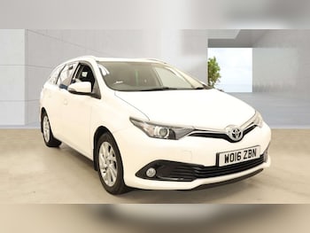 Used Toyota Auris 2016 for sale - 79383180: Photo