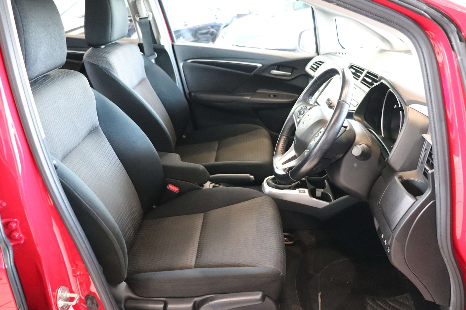 Used Honda Jazz 2018 for sale - 76115759: Photo 20