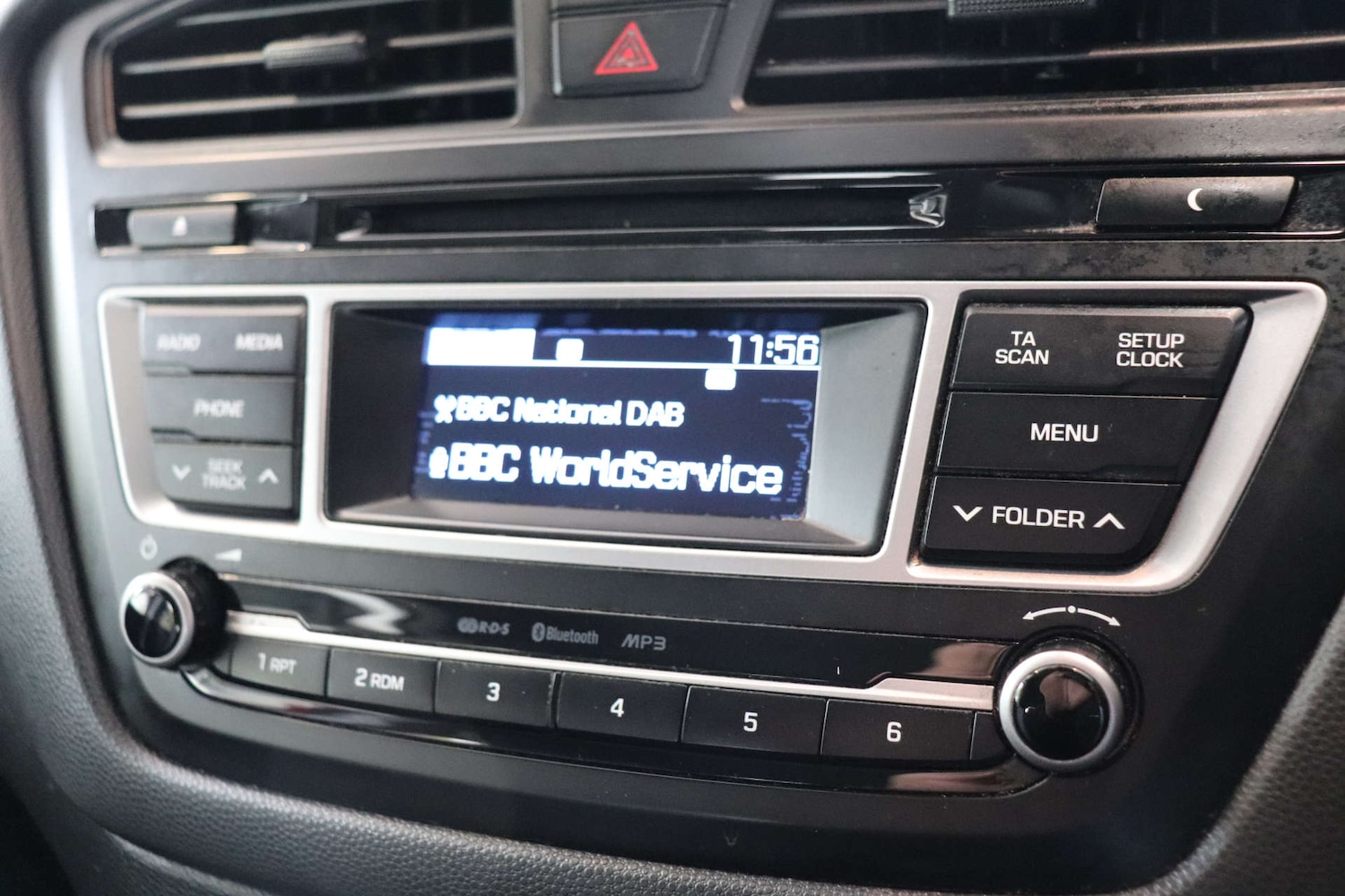 Used Hyundai i20 2017 for sale - 76220624: Photo 41