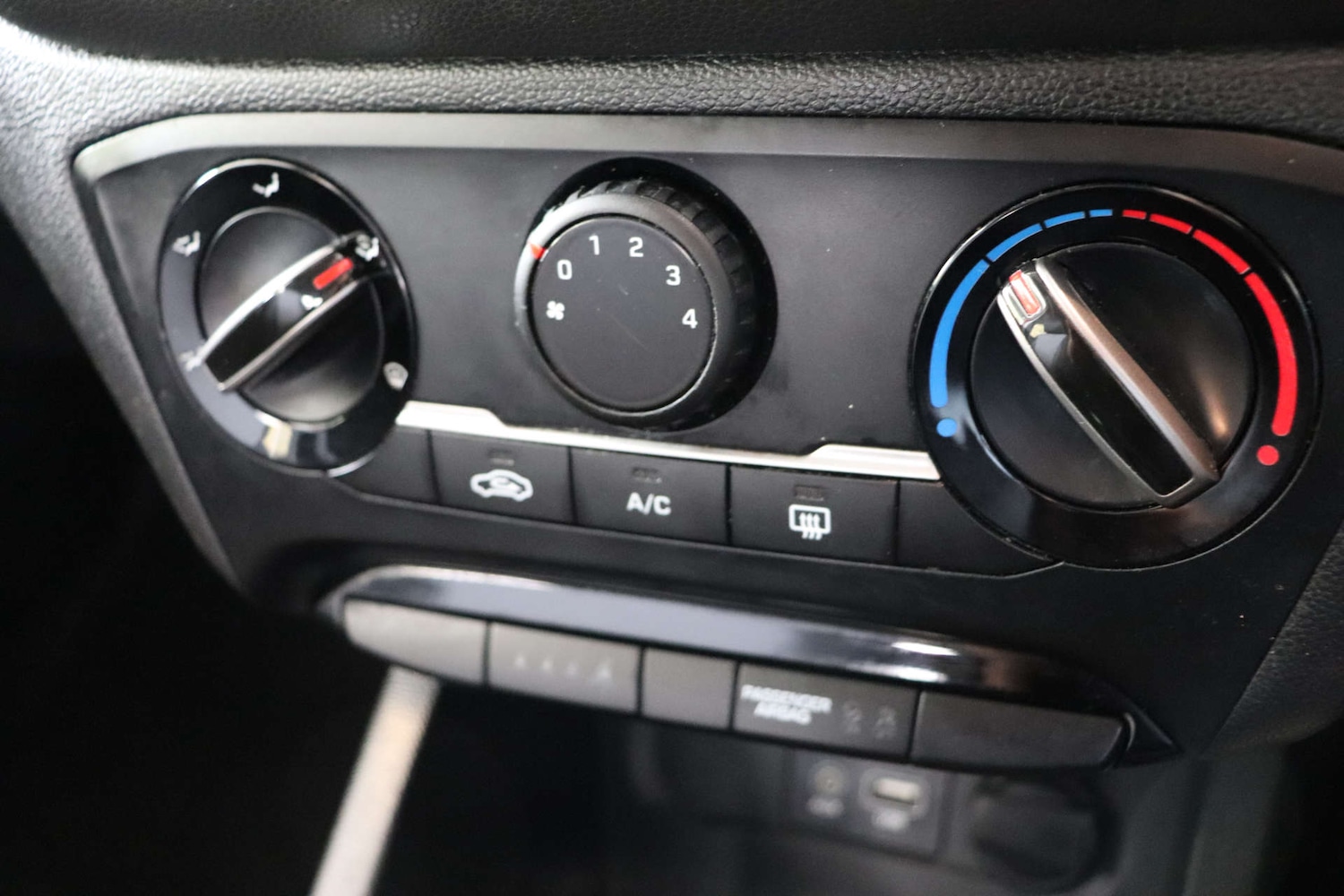 Used Hyundai i20 2017 for sale - 76220624: Photo 42