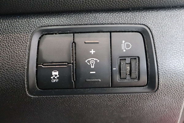 Used Hyundai i20 2017 for sale - 76220624: Photo 51