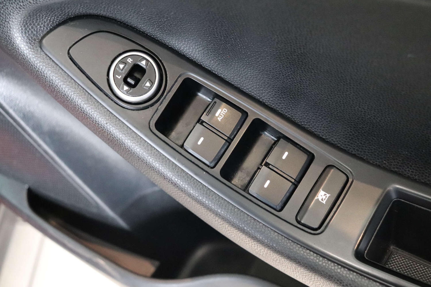 Used Hyundai i20 2017 for sale - 76220624: Photo 52