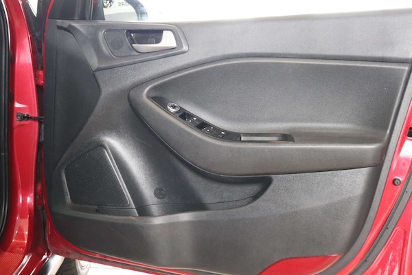 Used Hyundai i20 2017 for sale - 76220624: Photo 53
