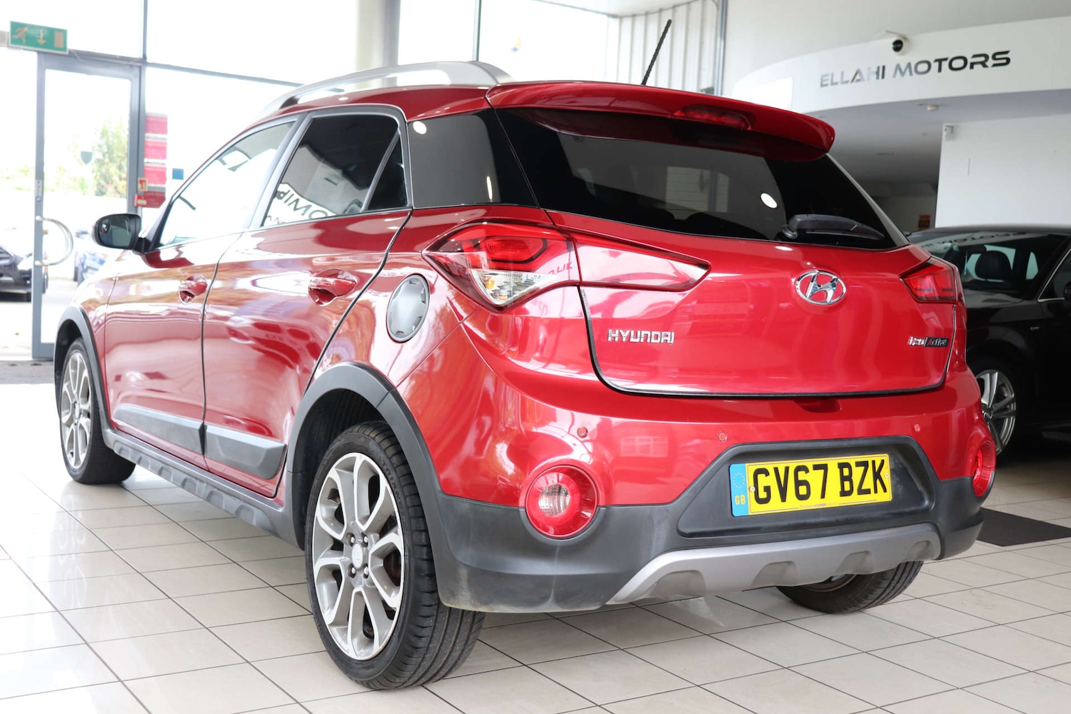 Used Hyundai i20 2017 for sale - 76220624: Photo 6