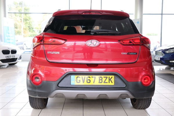 Used Hyundai i20 2017 for sale - 76220624: Photo 7