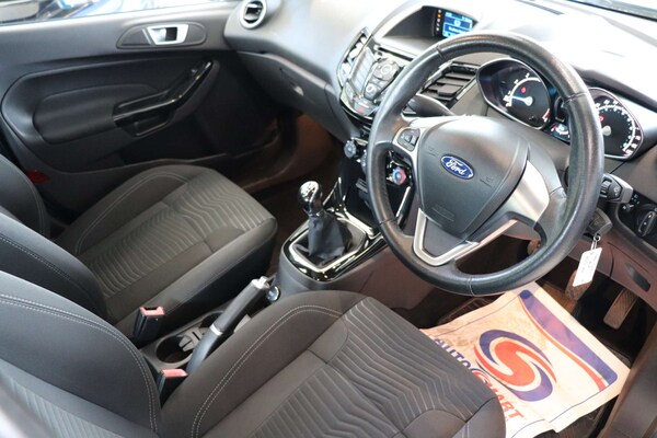 Used Ford Fiesta 2015 for sale - 76105297: Photo 17