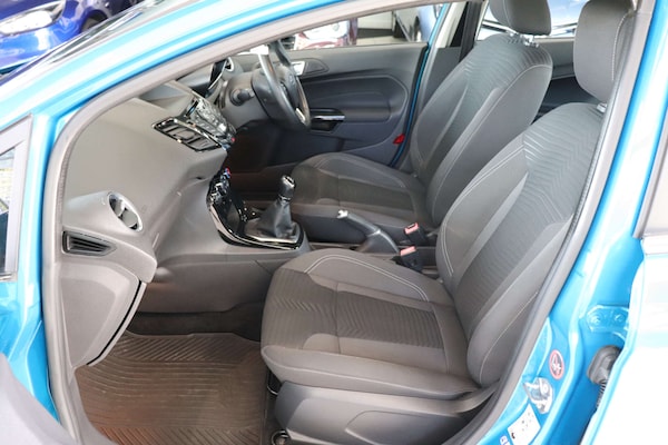 Used Ford Fiesta 2015 for sale - 76105297: Photo 33