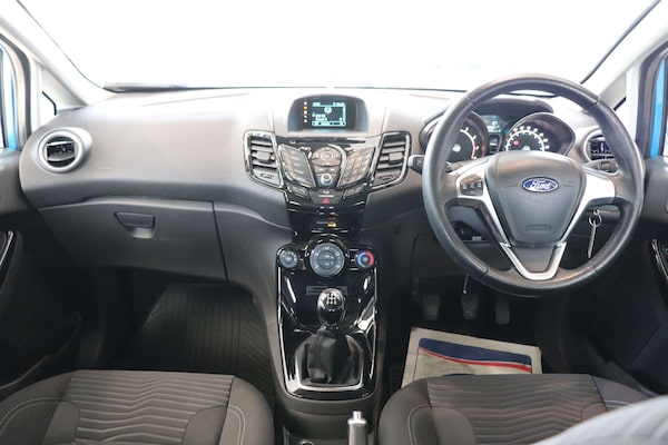 Used Ford Fiesta 2015 for sale - 76105297: Photo 3