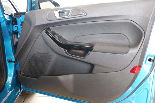 Used Ford Fiesta 2015 for sale - 76105297: Photo 53