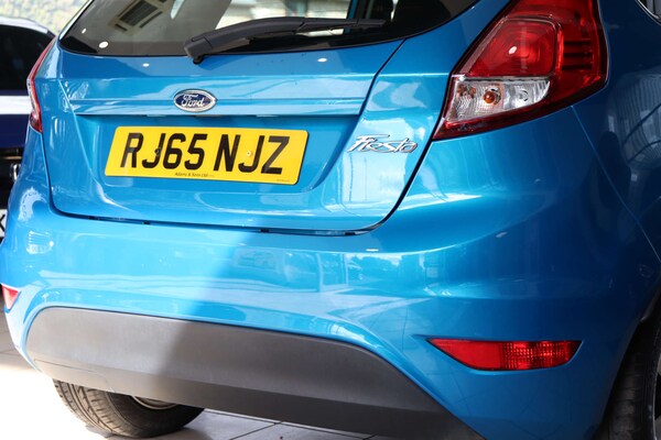 Used Ford Fiesta 2015 for sale - 76105297: Photo 76
