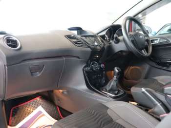 Used Ford Fiesta 2016 for sale - 72392759: Photo