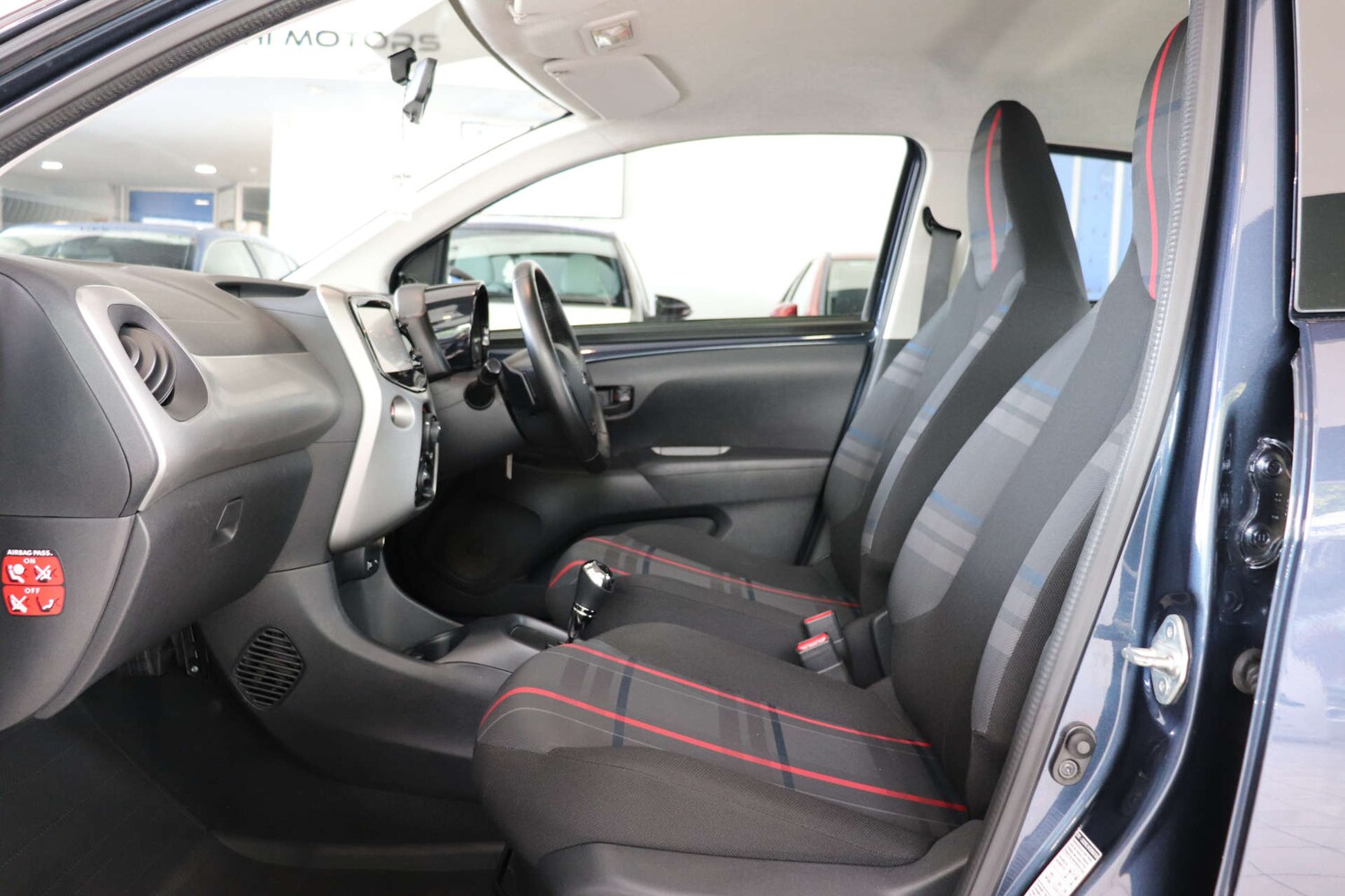 Used Peugeot 108 2015 for sale - 76005222: Photo 34
