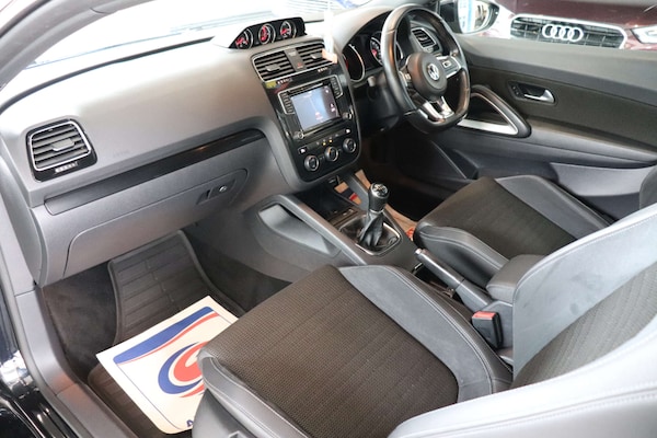 Used Volkswagen Scirocco 2015 for sale - 76291004: Photo 30