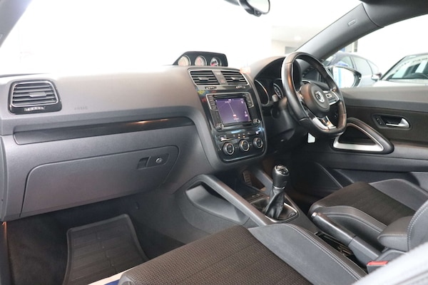 Used Volkswagen Scirocco 2015 for sale - 76291004: Photo 33