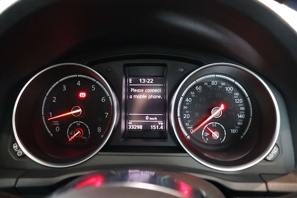 Used Volkswagen Scirocco 2015 for sale - 76291004: Photo 38