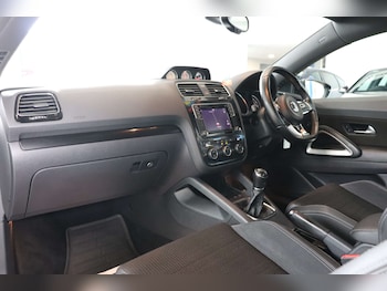 Used Volkswagen Scirocco 2015 for sale - 76291004: Photo 4
