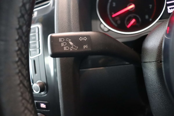 Used Volkswagen Scirocco 2015 for sale - 76291004: Photo 50