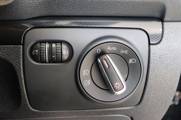 Used Volkswagen Scirocco 2015 for sale - 76291004: Photo 52