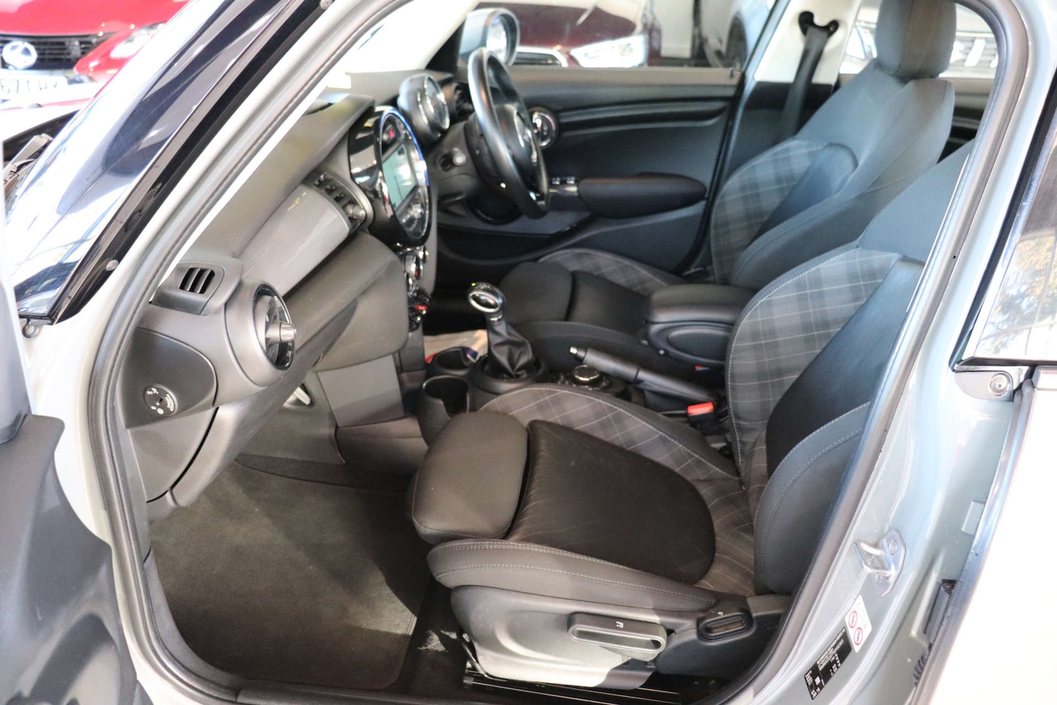 Used MINI Hatch 2018 for sale - 76625866: Photo 34