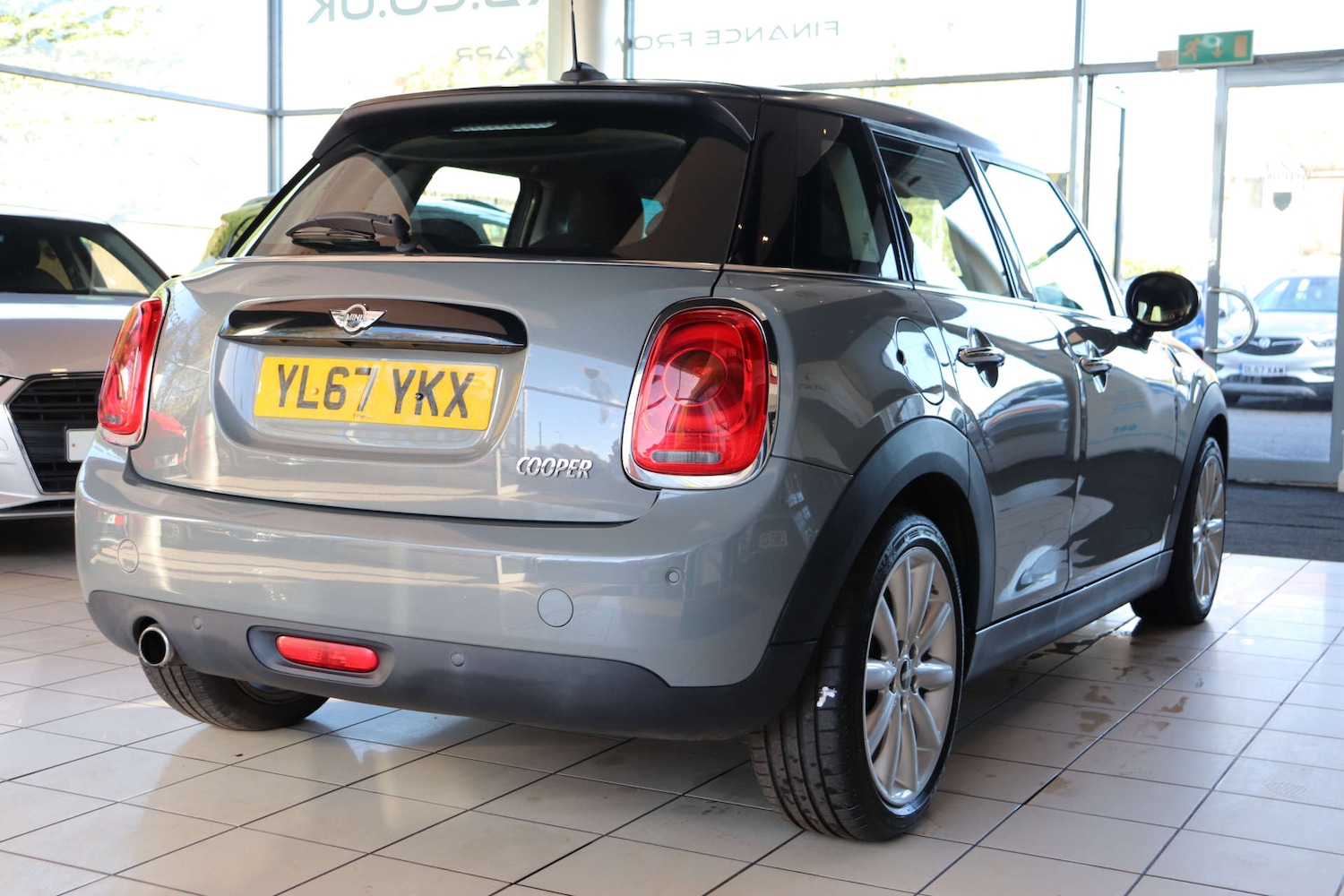 Used MINI Hatch 2018 for sale - 76625866: Photo 8