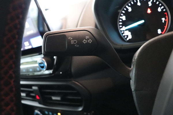 Used Ford Ecosport 2018 for sale - 76245069: Photo 50